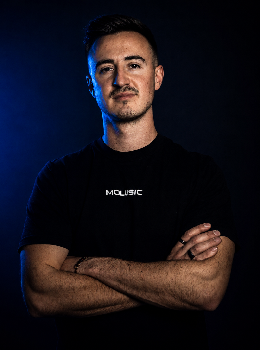 MOLUSIC DJ Portrait